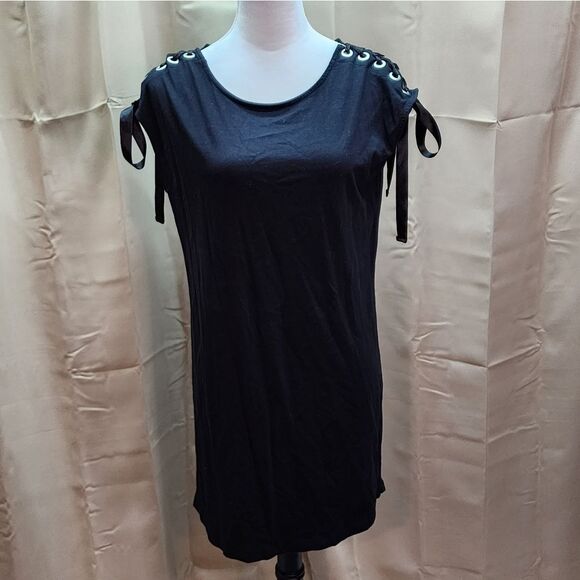 Sincerely Jules Black Grommet Lace Up Mini Shift Dress Size Small - Picture 3 of 9